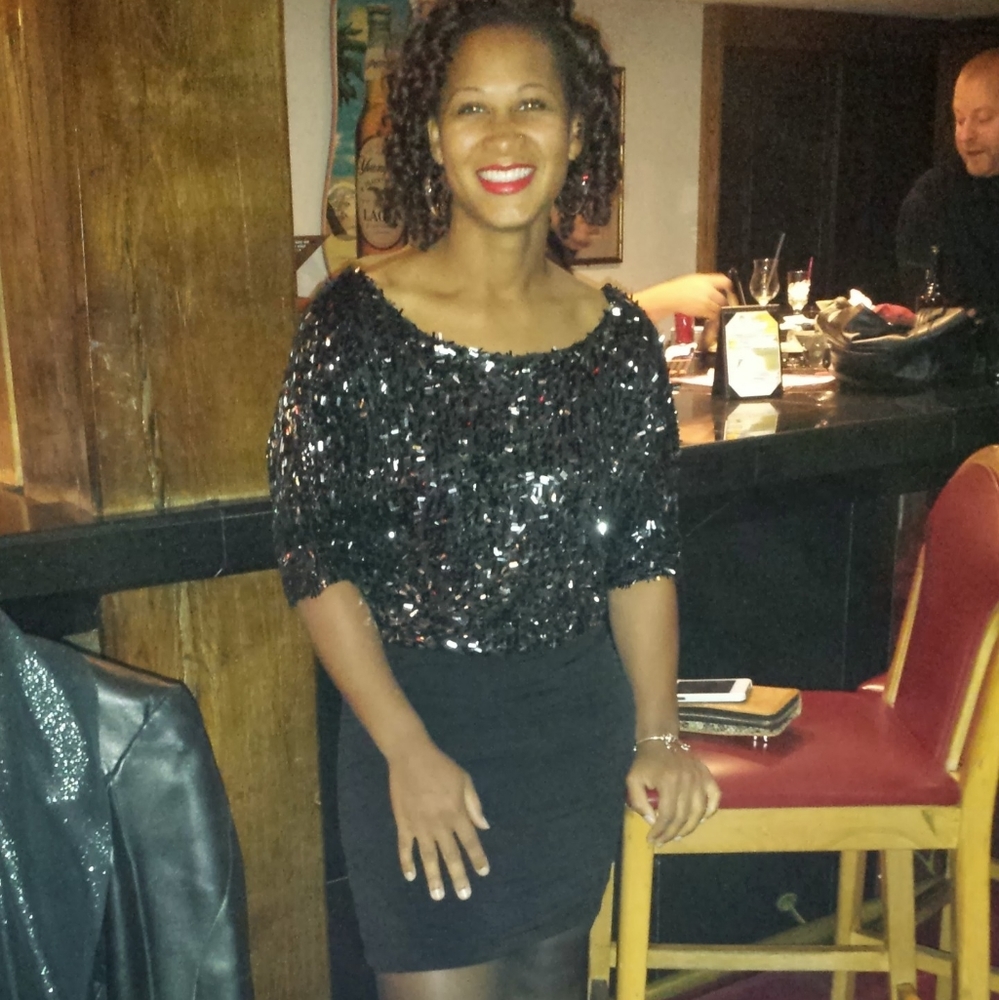 Short Sleeve Black & Silver Sequin Dress